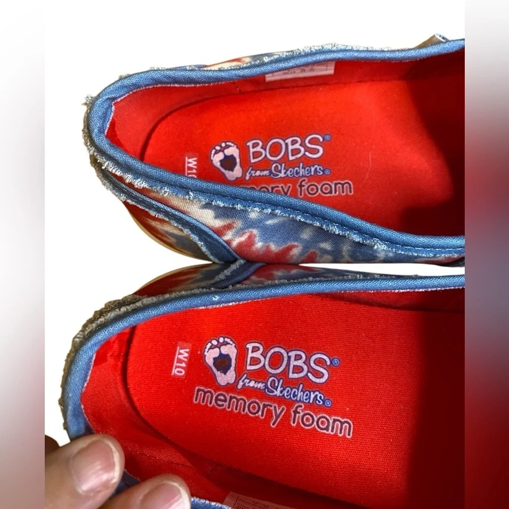 Bobs by sketchers B Cute Charmed Flower Alpargata Red White Blue Women’s Size 10